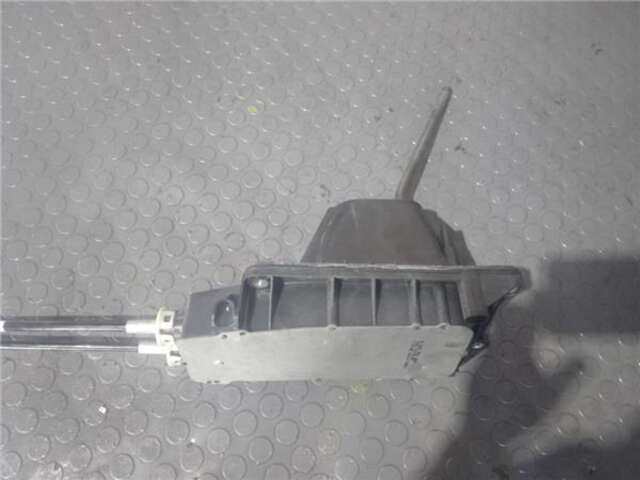 Foto 3ª: Palanca de Cambio Renault Clio 1.5 PACK DYNAMIQUE [1.5 LTR. - 63 KW DCI DIESEL CAT] [k9k t7]