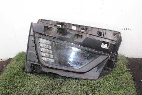 Faro Antiniebla Delantero Derecho Volkswagen Polo EDITION 75CV 55KW