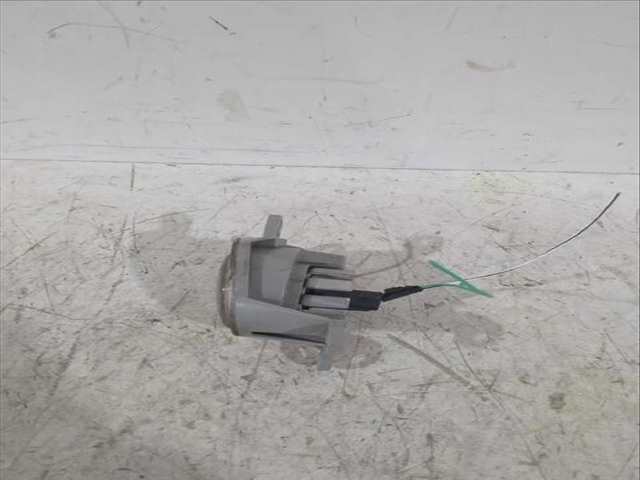 Foto 2ª: Faro Antiniebla Delantero Izquierdo Toyota Corolla 1.8 VVTI HYBRID ZWE219) 140CV [2ZR-FXE] (2018)