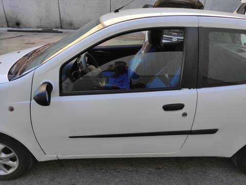 Puerta Delantera Izquierda Fiat Punto 1.2 D 70CV II 188) BERLINA 188A3000