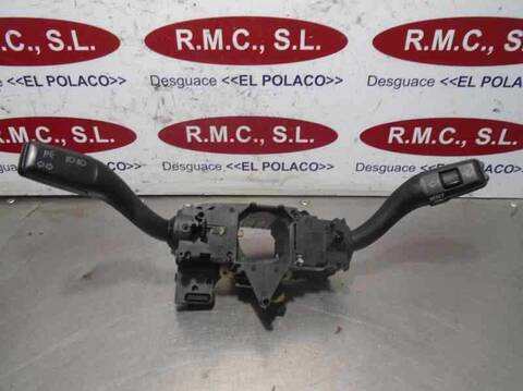 Foto 1ª: Mando Multifuncion Audi A4 2.0 TDI 16V 103KW) BERLINA 140CV [BRE] (2006)