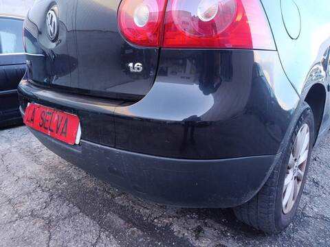 Foto 2ª: Paragolpes Trasero Volkswagen Golf BSE (2007)