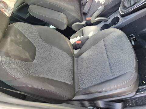 Asiento Delantero Derecho Opel Crossland 1.2 75) 131CV 96KW