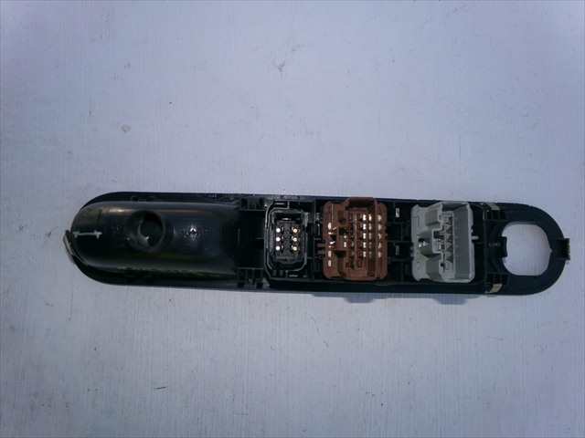 Foto 2ª: Botonera Elevalunas Renault Espace 2.2 DCI 2002-2015 [G9TJ7] (2006)
