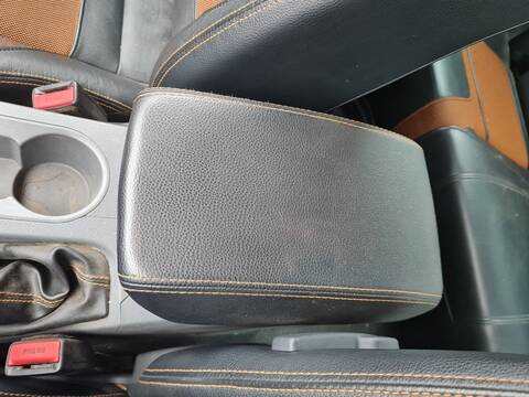 Foto 2ª: Consola Central Ford Ranger DOPPELKABINE 4X4 WILDTRAK 200CV 147KW [SAFA] (2016)