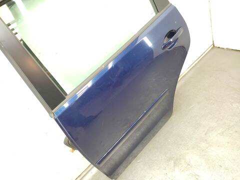 Foto 3ª: Puerta Trasera Izquierda Volkswagen Polo 1.4 16V 75CV 55KW [BKY] (2004)