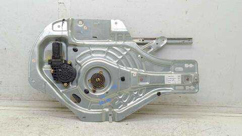 Foto 1ª: Elevalunas Eléctrico Delantero Derecho Hyundai Tucson 2.0 A LAS 4 RUEDAS 141CV 104KW [D4EA] (2006)
