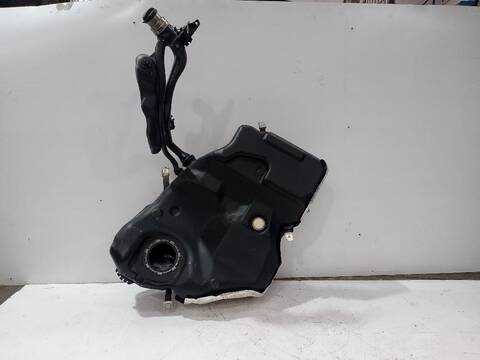 Foto 2ª: Deposito de Combustible Volkswagen Passat ADVANCE BLUEMOTION 105CV [CAYC] (2010)