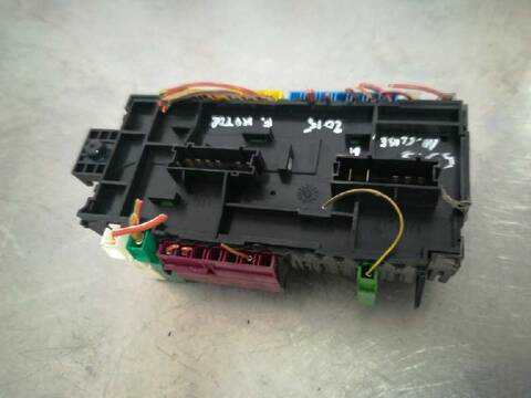 Caja Reles Fusibles Mercedes Clase A 140 A 180 CDI BLUEEFFICIENCY 176.012) 109CV 80KW