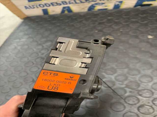 Foto 3ª: Pedal Acelerador Renault Megane 1.200 TURBO115CV/85KW COUPE BERLINA 0CV III COUPE DZ) DESDE 11/2008 / BERLINA BZ D [H5F 400] (2012)