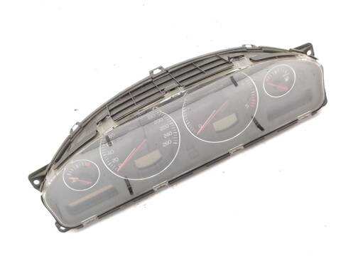 Foto 3ª: Cuadro de Instrumentos Volvo XC 70 D5 XC AWD 163CV 120KW [5244T] (2005)