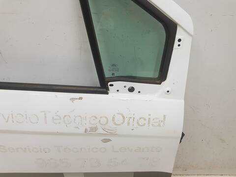 Foto 3ª: Puerta Delantera Derecha Ford Transit FURGON 200 L1 AMBIENTE (2018)