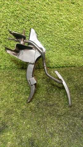 Foto 3ª: Pedal Acelerador Nissan Trade 3.0 TD 100 [BD30T] (1999)