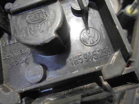 Foto 3ª: Piloto Portón Derecho Volkswagen Vento CL 75CV 55KW [AEE] (1996)