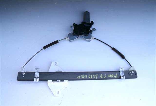 Foto 1ª: Elevalunas Eléctrico Delantero Derecho Ssangyong Rodius 2.7 D 2005-2013 [D27DT] (2013)