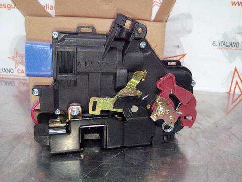 Foto 2ª: Cerradura Puerta Trasera Izquierda Volkswagen Golf BERLINA 105CV 77KW