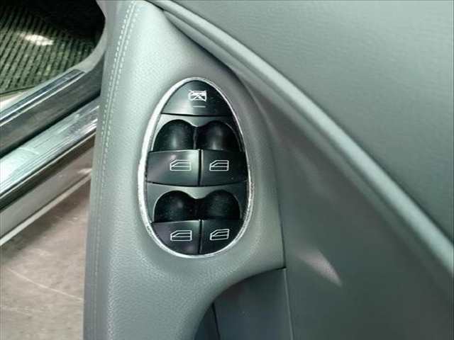 Foto 1ª: Botonera Elevalunas Mercedes Clase C 160 CLS 320 CDI 219.322) 224CV (2004)