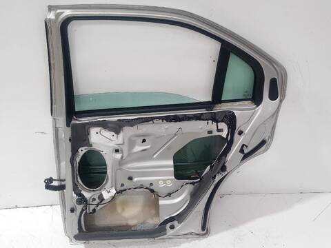 Foto 3ª: Puerta Trasera Derecha Ford Mondeo GHIA 06.2003 ) D) 131CV [FMBA - N7BA] (2000)