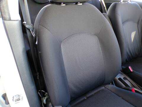 Foto 2ª: Asiento Delantero Derecho Nissan Micra HR12 (2012)