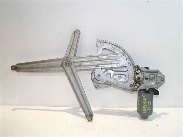 Foto 2ª: Elevalunas Eléctrico Delantero Izquierdo Peugeot 205 1.8 D 1983-1998 [A9A] (1994)