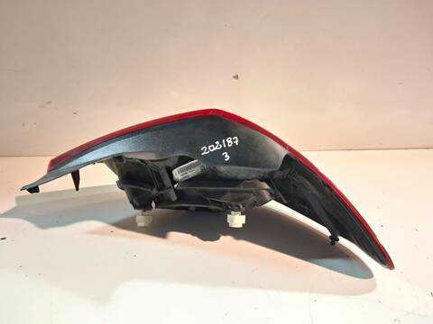 Foto 3ª: Piloto Trasero Izquierdo Opel Corsa A13DTE (2014)