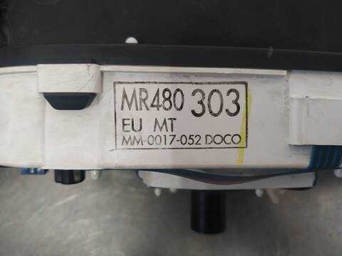 Foto 3ª: Cuadro de Instrumentos Mitsubishi L200 2500 TD MAGNUM 4-PTAS.) 99CV 73KW [4D56] (2000)