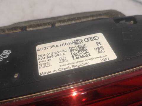 Piloto Portón Derecho Audi A3 DFGA