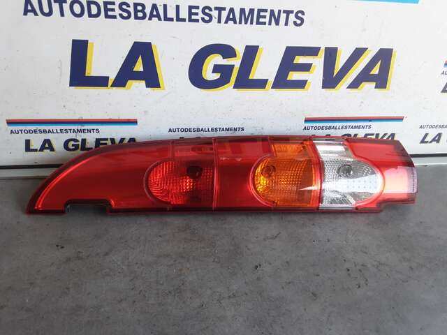 Piloto Trasero Derecho Renault Kangoo 1.2 8V75CV 0CV