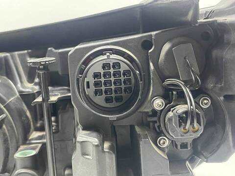 Foto 3ª: Faro Derecho Land Rover Range 224DT (2013)