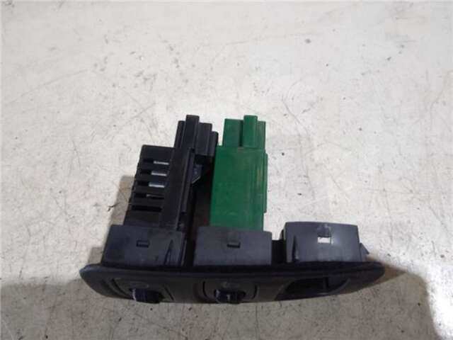 Foto 2ª: Mando Multifuncion Mitsubishi Montero 2.0 GDI (H67W. H77W) [4G94 (GDI)]