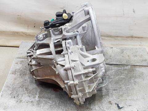Foto 3ª: Caja Cambios Renault Trafic L1H1 28T (2014)