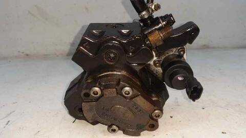 Foto 3ª: Bomba Inyeccion Toyota Yaris 1.4 TD CAT 90CV 66KW [1ND] (2008)