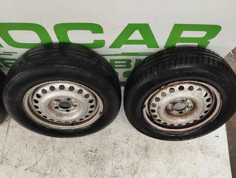 Foto 3ª: Juego LLantas Ford Transit 1.8 TDCI CAT 90CV [HCPA] (2002)