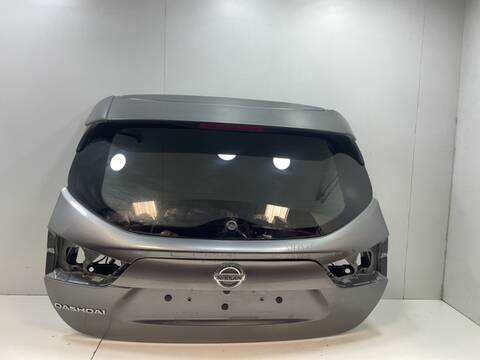 Portón Nissan Qashqai R9M414