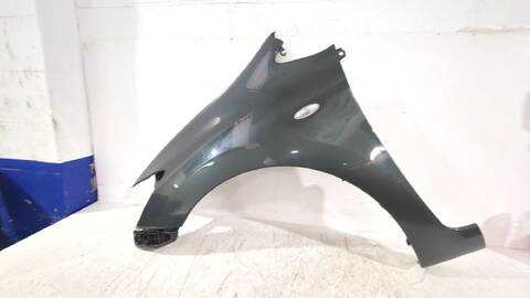 Aleta Delantera Izquierda Toyota Auris 1.6 ZRE151_) 124CV