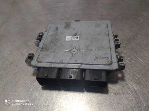 Foto 3ª: Centralita Motor ECU Ford Focus TREND 116CV 85KW [T1DA] (2013)