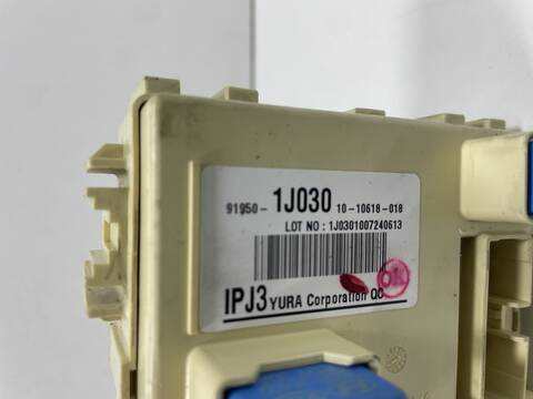 Foto 2ª: Caja Reles Fusibles Hyundai i20 G4LA (2011)