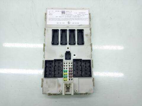Foto 1ª: Caja Reles Fusibles Bmw Serie 3 318 2.0 D 143CV 105KW F31) TOURING [B47 D20 A] (2017)