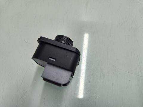 Foto 3ª: Mando Retrovisor Volkswagen Touran ADVANCE BMT 116CV 85KW [DGDA] (2018)