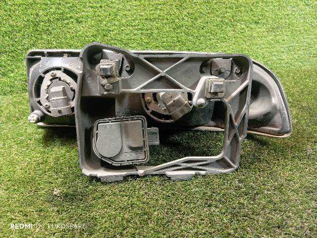 Foto 3ª: Faro Derecho Chevrolet Blazer 4.3 GASOLINA GENERAL MOTORS [L35] (2001)