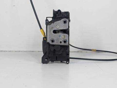Cerradura Puerta Delantera Derecha Renault Kangoo BASE 68CV 50KW