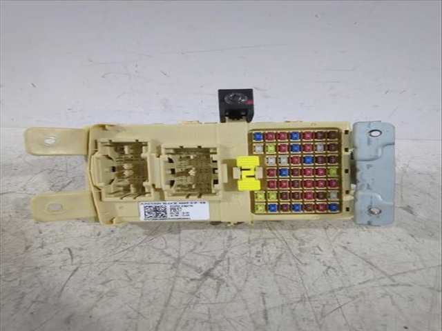 Foto 2ª: Caja Reles Fusibles Kia Stonic 1.0 T-GDI 101CV [G3LC G3LE] (2017)