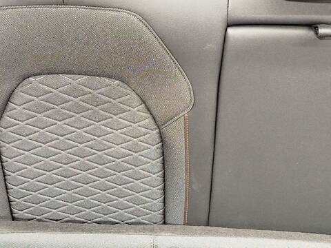 Foto 4ª: Asientos Traseros Seat Leon 1.5 ETSI 150CV 110KW [DFYA] (2024)