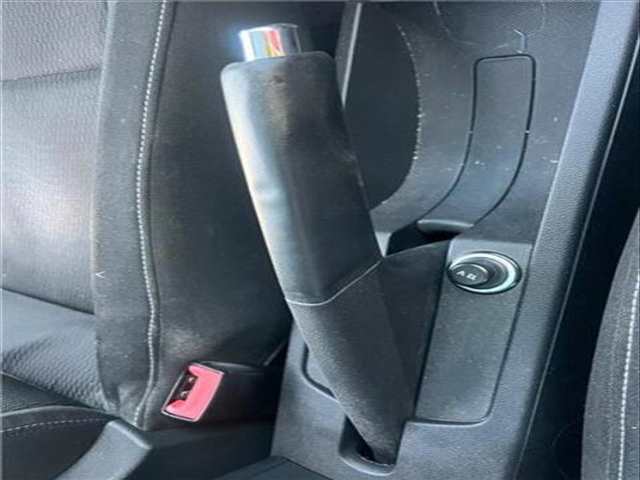 Foto 1ª: Freno de Mano Skoda Rapid 1.6 TDI 105CV 77KW [CAYC,CLNA] (2014)