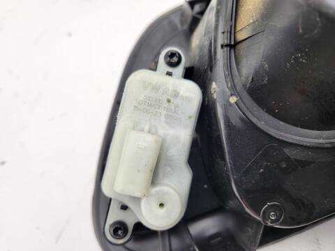 Foto 4ª: Tapa Exterior Combustible Volkswagen Golf LIFE 116CV 85KW [DTRD] (2023)
