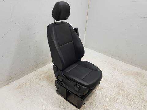 Foto 2ª: Asiento Delantero Derecho Mercedes Vito 114-116-119 CDI PRO EXTRALARGA 447.705) (2019)