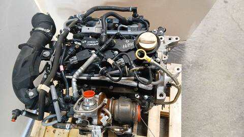 Foto 3ª: Motor Completo Nissan Micra ACENTA 101CV 74KW [H4D450] (2019)