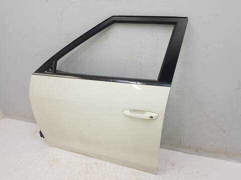 Foto 3ª: Puerta Delantera Izquierda Ssangyong Tivoli PREMIUM 4X2 (2015)