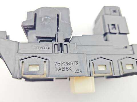 Foto 3ª: Freno de Mano Toyota Yaris 1.5 HYBRID MXPH11) 92CV 68KW [M15A-FXE] (2022)