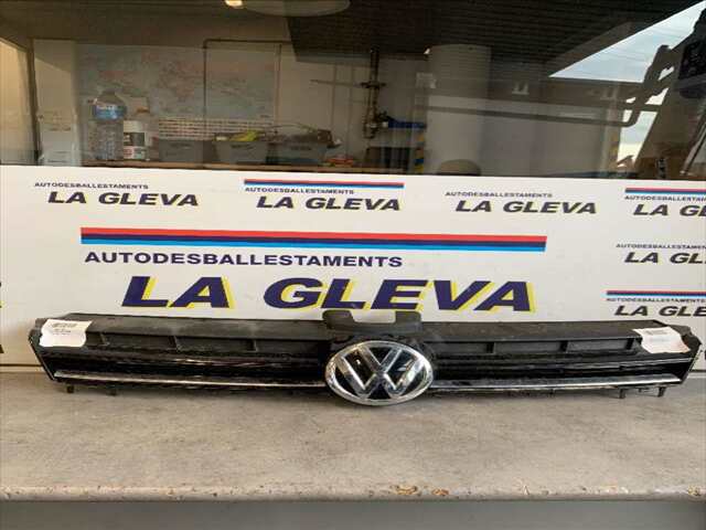 Rejilla Delantera Volkswagen Golf 1.6 TDI 0CV